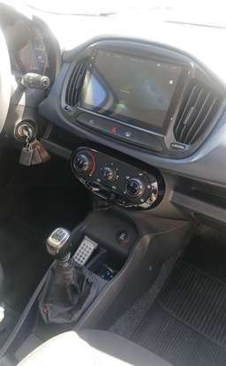 FIAT-UNO-2015