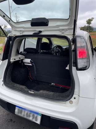 FIAT-UNO-2019
