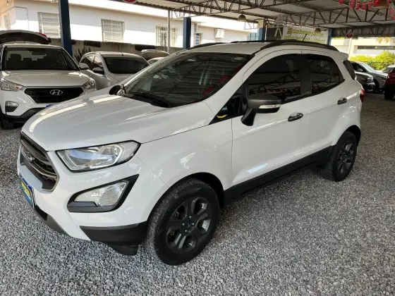 FORD ECOSPORT 1.5 TI-VCT FLEX FREESTYLE AUTOMÁTICO