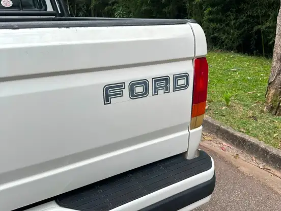 FORD-F-1000-4.9 I XLT 4X2 CE GASOLINA 2P MANUAL FORD-F-1000-1996
