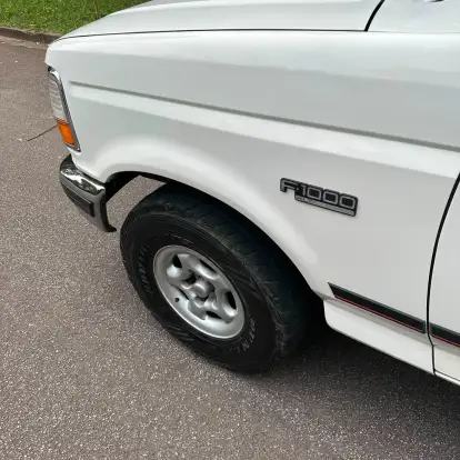 FORD-F-1000-1996