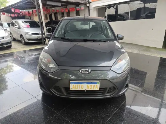 FORD FIESTA 1.0 ROCAM SE PLUS HATCH 8V FLEX 4P MANUAL