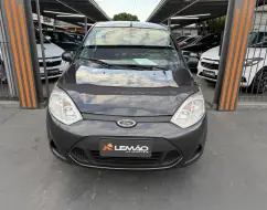 FORD FIESTA 1.6 ROCAM SE 8V FLEX 4P MANUAL FORD FIESTA 1.6 ROCAM SE 8V FLEX 4P MANUAL