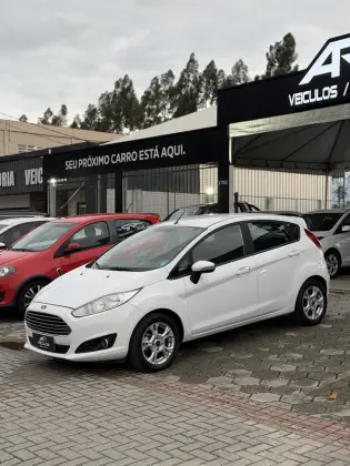 FORD FIESTA 1.6 SE HATCH 16V FLEX 4P MANUAL