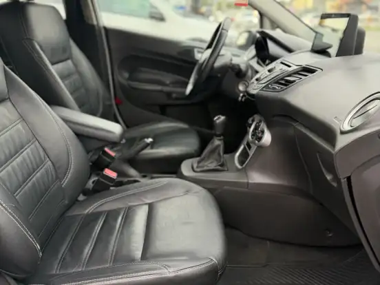 FORD-FIESTA-1.6 SE HATCH 16V FLEX 4P MANUAL FORD-FIESTA-2014