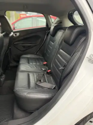 FORD-FIESTA-2014