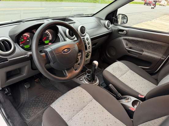 FORD-FIESTA-1.6 MPI CLASS SEDAN 8V FLEX 4P MANUAL FORD-FIESTA-2012