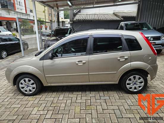 FORD-FIESTA-2009