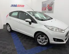 FORD FIESTA 1.6 SE HATCH 16V FLEX 4P POWERSHIFT FORD FIESTA 1.6 SE HATCH 16V FLEX 4P POWERSHIFT
