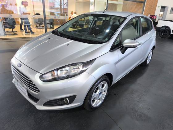 FORD FIESTA 1.6 SE SEDAN 16V FLEX 4P POWERSHIFT