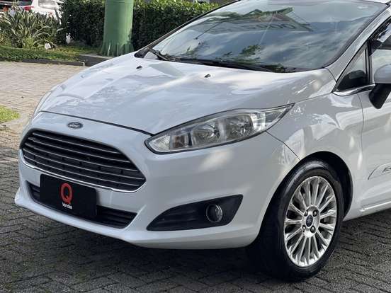 FORD-FIESTA-2017