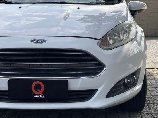 FORD-FIESTA-1.6 TITANIUM HATCH 16V FLEX 4P MANUAL FORD-FIESTA-2017
