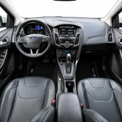 FORD-FOCUS-2016