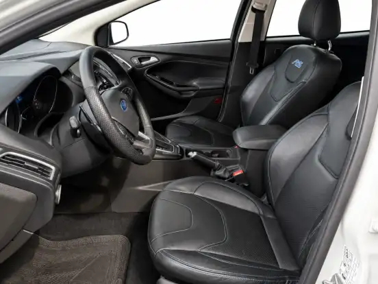 FORD-FOCUS-2.0 TITANIUM PLUS 16V FLEX 4P POWERSHIFT FORD-FOCUS-2016