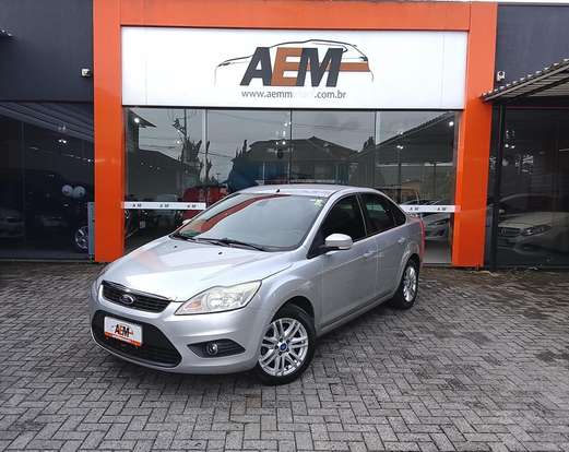 FORD-FOCUS-2013