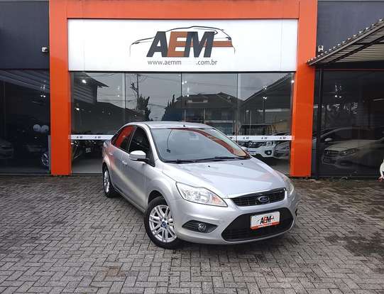 FORD-FOCUS-2013