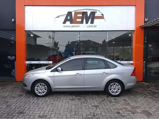 FORD-FOCUS-2.0 GLX SEDAN 16V FLEX 4P AUTOMÁTICO FORD-FOCUS-2013