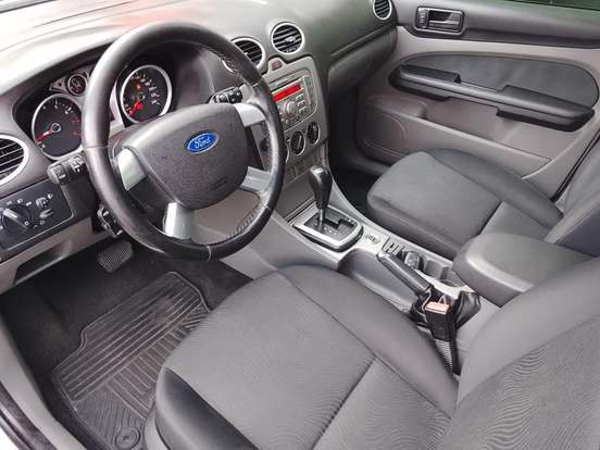 FORD-FOCUS-2.0 GLX SEDAN 16V FLEX 4P AUTOMÁTICO FORD-FOCUS-2013