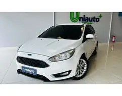 FORD FOCUS 2.0 SE PLUS 16V FLEX 4P POWERSHIFT FORD FOCUS 2.0 SE PLUS 16V FLEX 4P POWERSHIFT