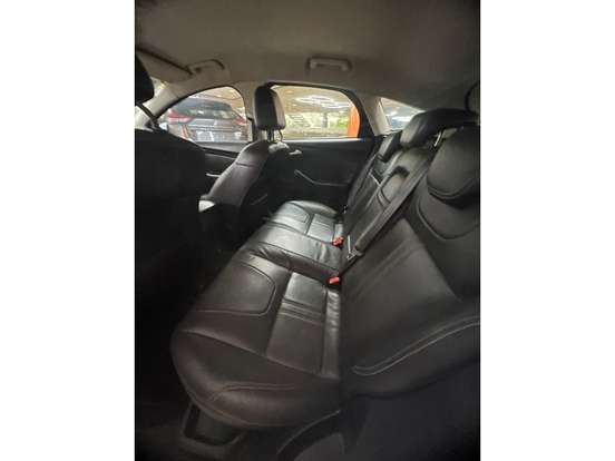 FORD-FOCUS-2.0 TITANIUM PLUS 16V FLEX 4P POWERSHIFT FORD-FOCUS-2014