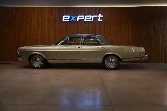 FORD-GALAXIE-1976