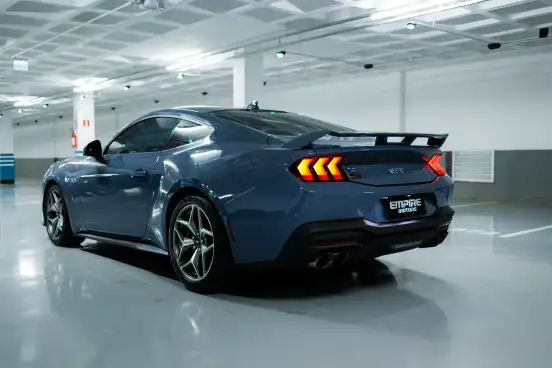 FORD-MUSTANG-2024