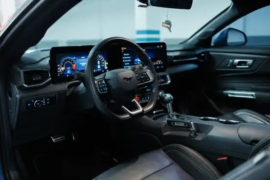 FORD-MUSTANG-2024