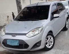 FORD FIESTA 1.6 ROCAM 8V FLEX 4P MANUAL FORD FIESTA 1.6 ROCAM 8V FLEX 4P MANUAL