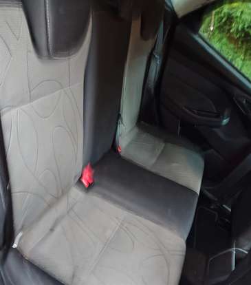 FORD-FOCUS-2013