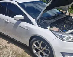FORD FOCUS 2.0 SE PLUS 16V FLEX 4P POWERSHIFT FORD FOCUS 2.0 SE PLUS 16V FLEX 4P POWERSHIFT