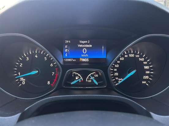 FORD-FOCUS-2016