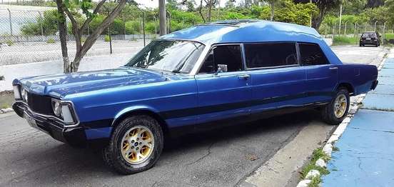 FORD-GALAXIE-1981
