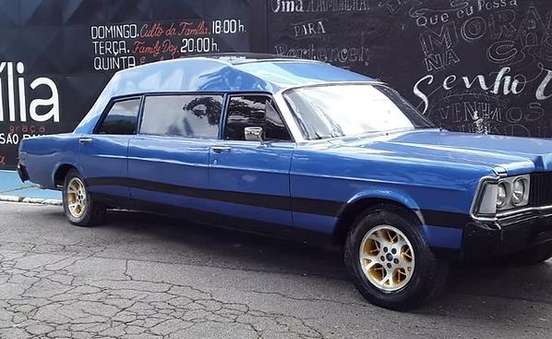 FORD-GALAXIE-1981