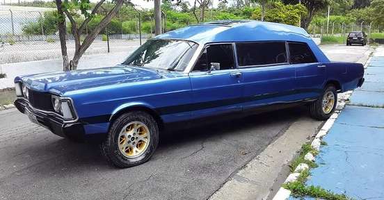 FORD-GALAXIE-1981