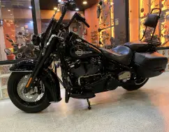 HARLEY-DAVIDSON SOFTAIL HERITAGE CLASSIC HARLEY-DAVIDSON SOFTAIL HERITAGE CLASSIC