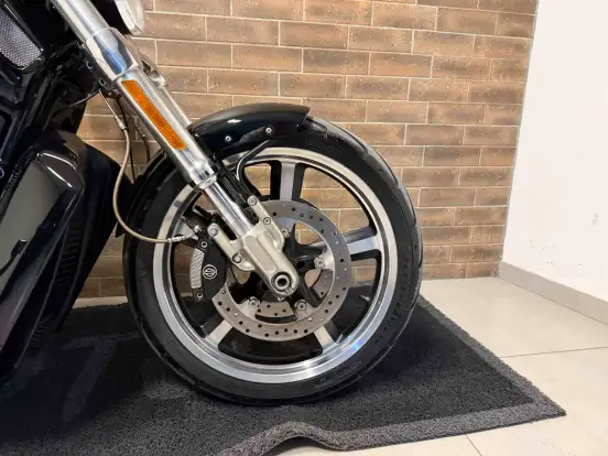 HARLEY-DAVIDSON-V-ROD MUSCLE HARLEY-DAVIDSON-V-ROD MUSCLE-2015