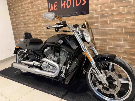 HARLEY-DAVIDSON-V-ROD MUSCLE-2015