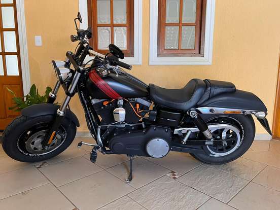 HARLEY-DAVIDSON-DYNA FAT BOB-2015