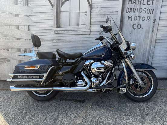 HARLEY-DAVIDSON-ROAD KING POLICE HARLEY-DAVIDSON-ROAD KING POLICE-2015