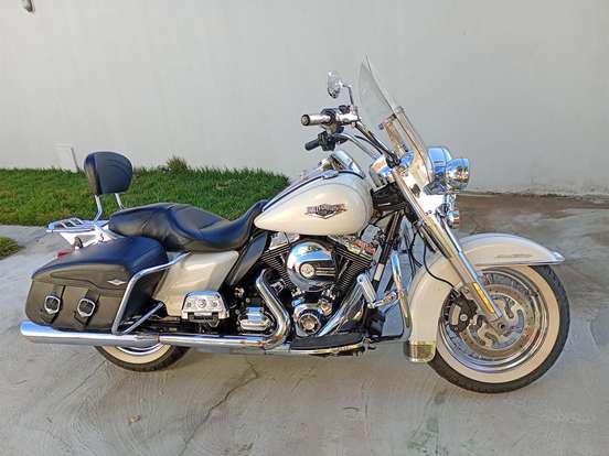 HARLEY-DAVIDSON-ROAD KING CLASSIC HARLEY-DAVIDSON-ROAD KING CLASSIC-2015