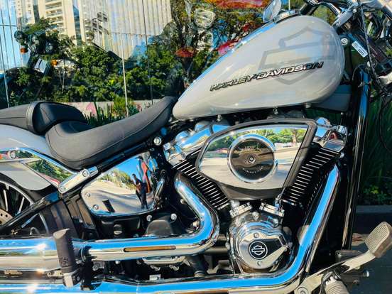 HARLEY-DAVIDSON-SOFTAIL BREAKOUT-2025