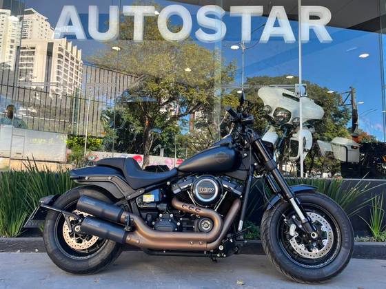 HARLEY-DAVIDSON SOFTAIL FAT BOB 107 