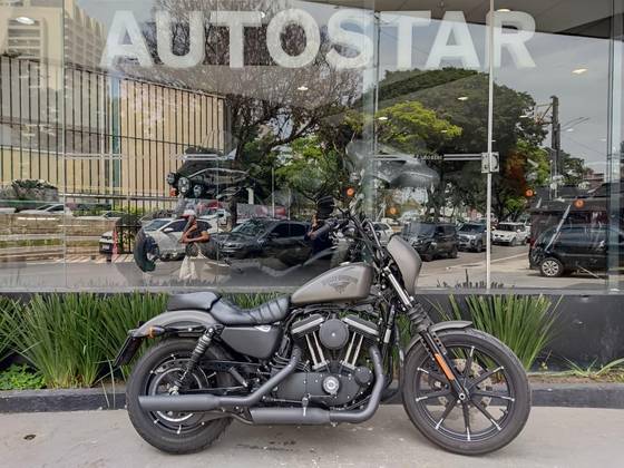 HARLEY-DAVIDSON SPORTSTER XL 883N IRON 