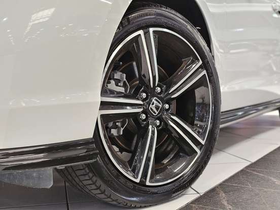 HONDA-ACCORD-2023