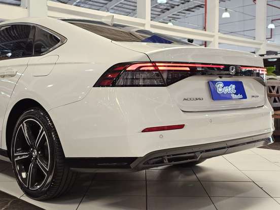 HONDA-ACCORD-2023