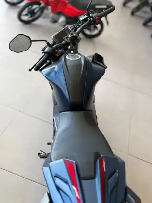 HONDA-CB 300F TWISTER S-2027