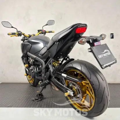 HONDA-CB 650 F HONDA-CB 650 F-2015
