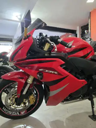 HONDA-CBR 600F-2014