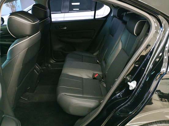HONDA-CITY-1.5 i-VTEC FLEX HATCH TOURING CVT HONDA-CITY-2023