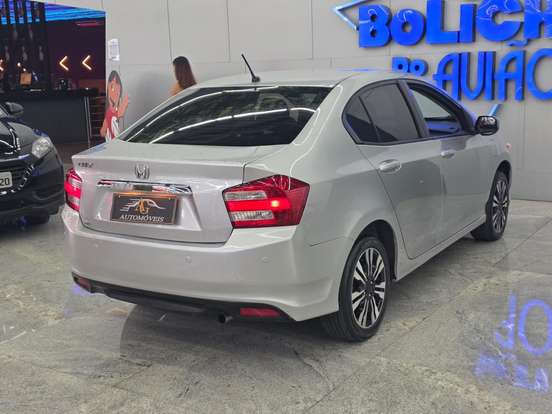 HONDA-CITY-1.5 LX 16V FLEX 4P AUTOMÁTICO HONDA-CITY-2013